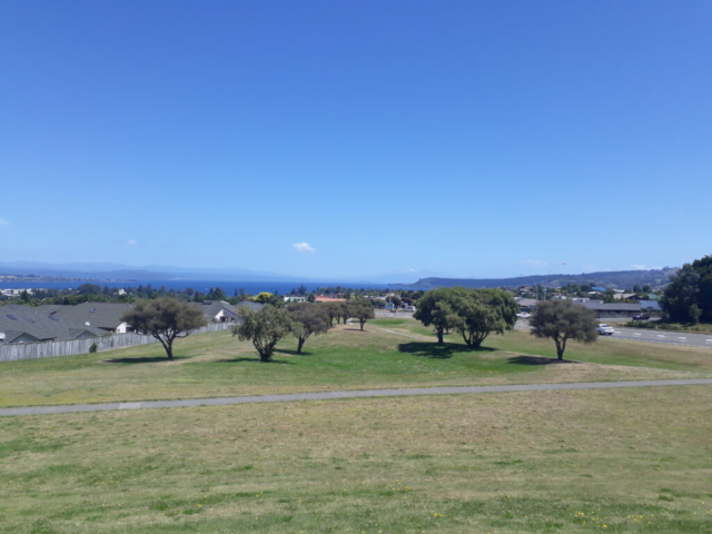 Turangi, Taupo Lake & Tongariro v pozadí