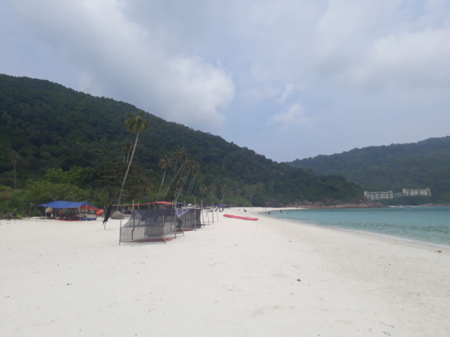 Redang - pláž skoro jen pro nás